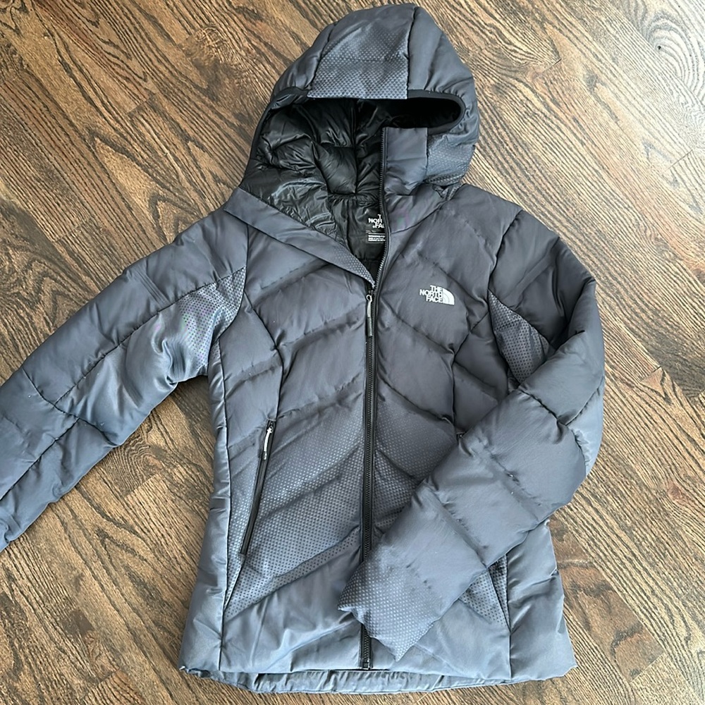 Women’s down the north face jacket
